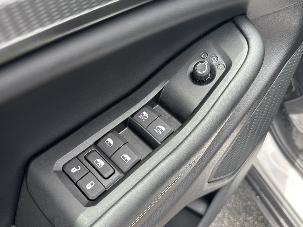 2026 Jeep Grand Cherokee Laredo - 10