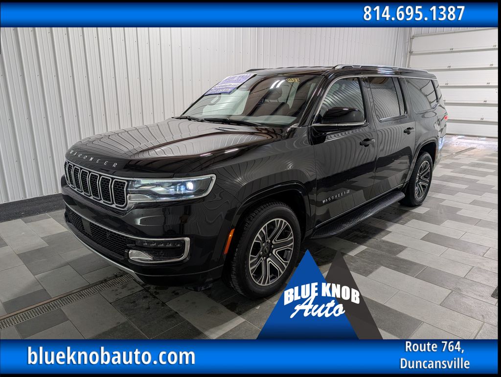 Diamond Black Crystal Pearlcoat 2025 Jeep Wagoneer L SUV / Crossover Four-Wheel Drive 8-Speed Automatic