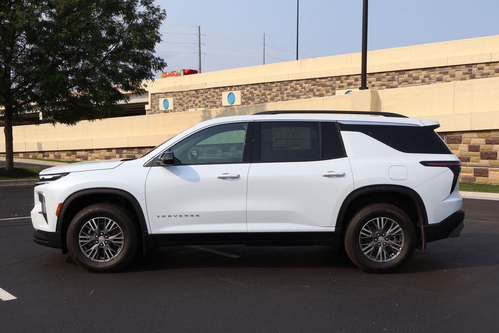 Thumbnail: 2026 Chevrolet Traverse - 4
