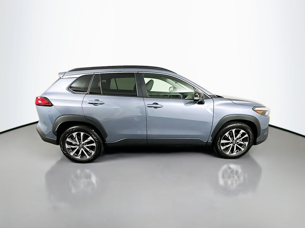 Thumbnail: 2025 Toyota Corolla Cross - 4