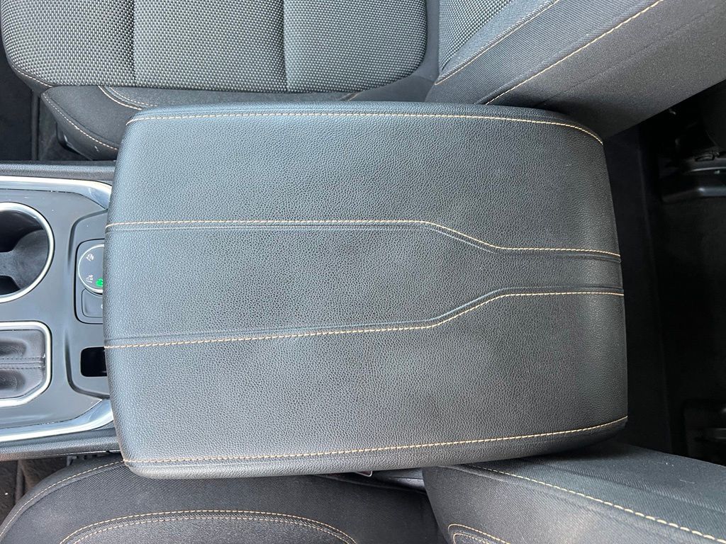 Used 2020 Chevrolet Traverse SUV
