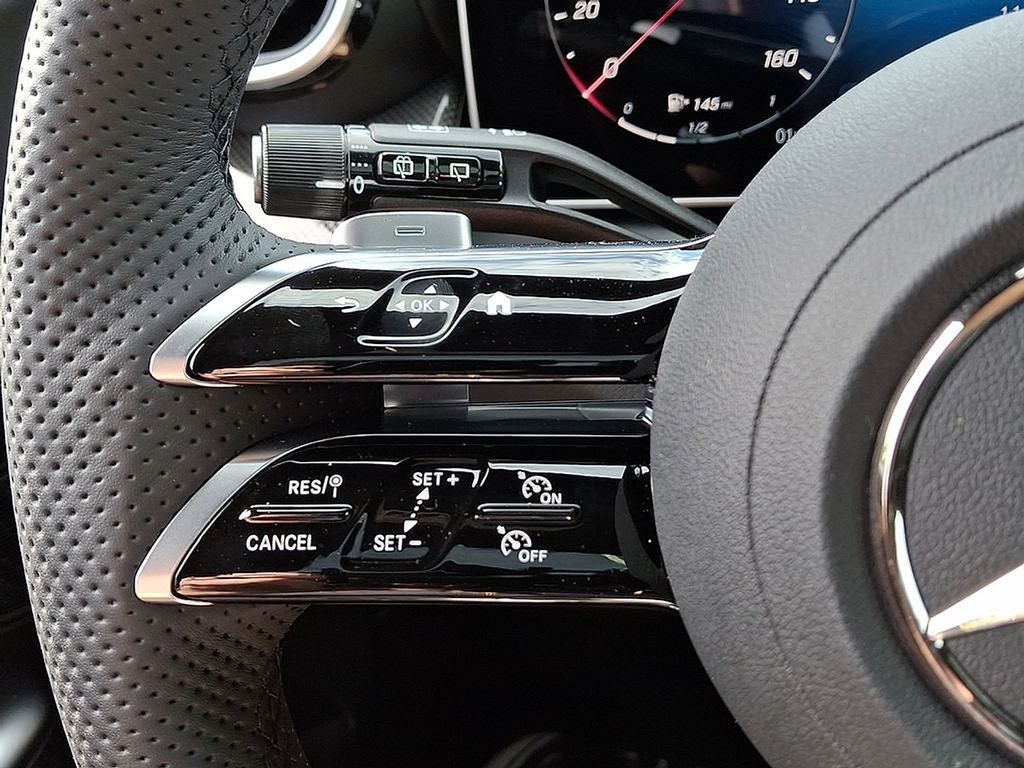 Thumbnail: 2026 Mercedes-Benz GLC - 15