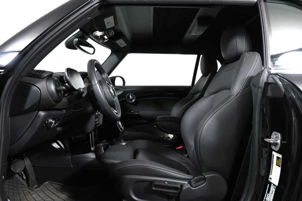 Thumbnail: 2024 MINI Cooper - 3