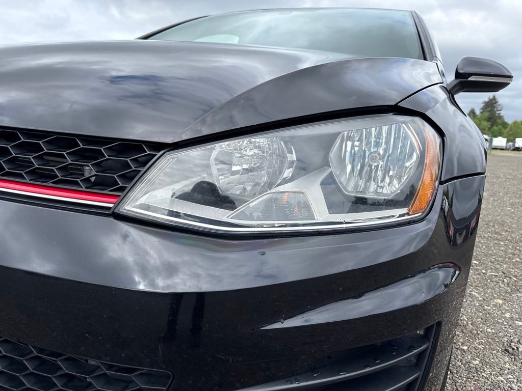 2015 Deep Black Pearl Volkswagen Golf GTI Autobahn FWD Hatchback