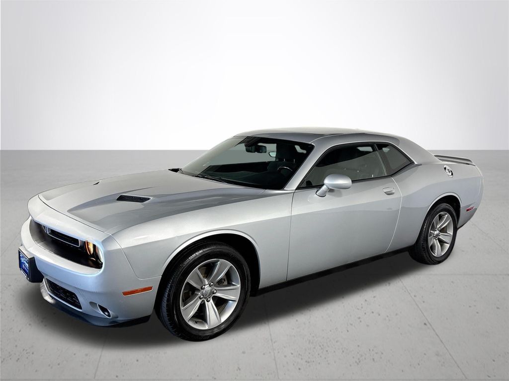 2021 Dodge Challenger SXT