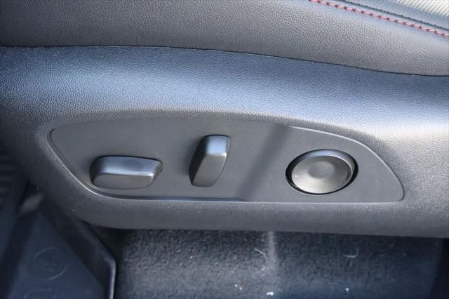 Thumbnail: 2026 Chevrolet Traverse - 17