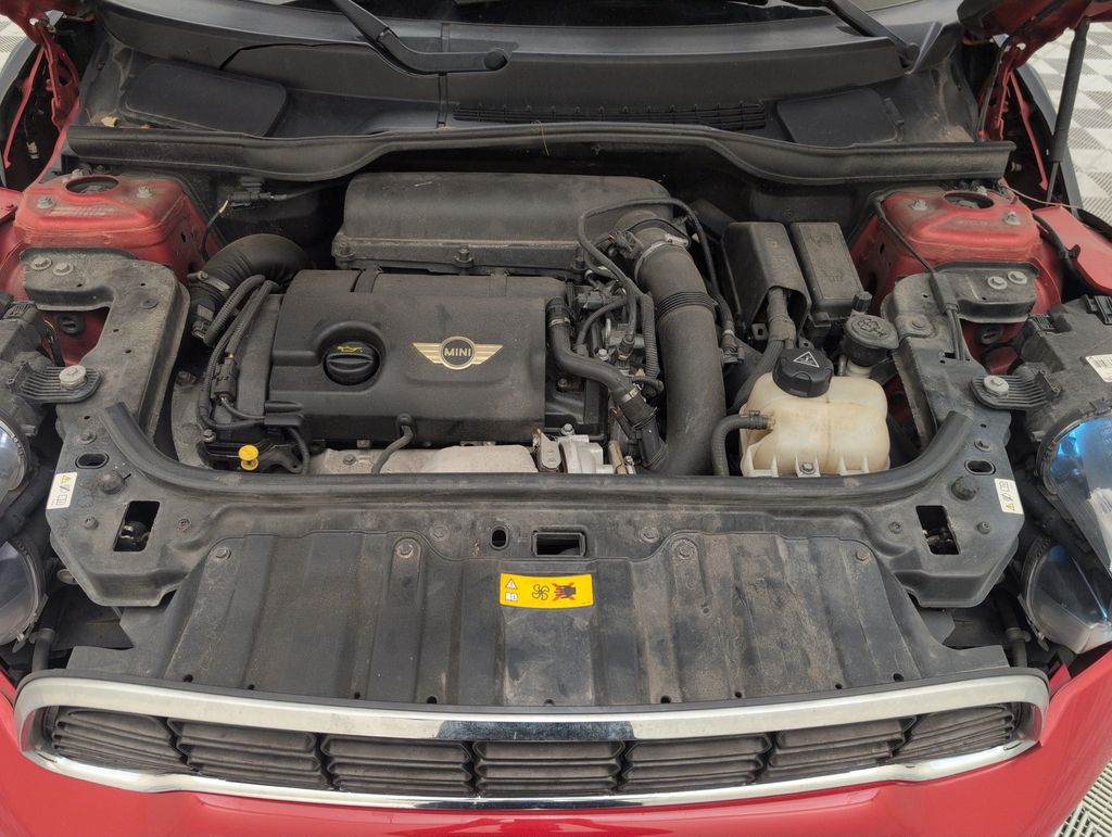 Used 2013 Red MINI Base image 32