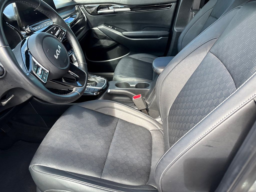 Used Car 2023 Kia Seltos  Ex For Sale Under $25,000 In Austin, Texas