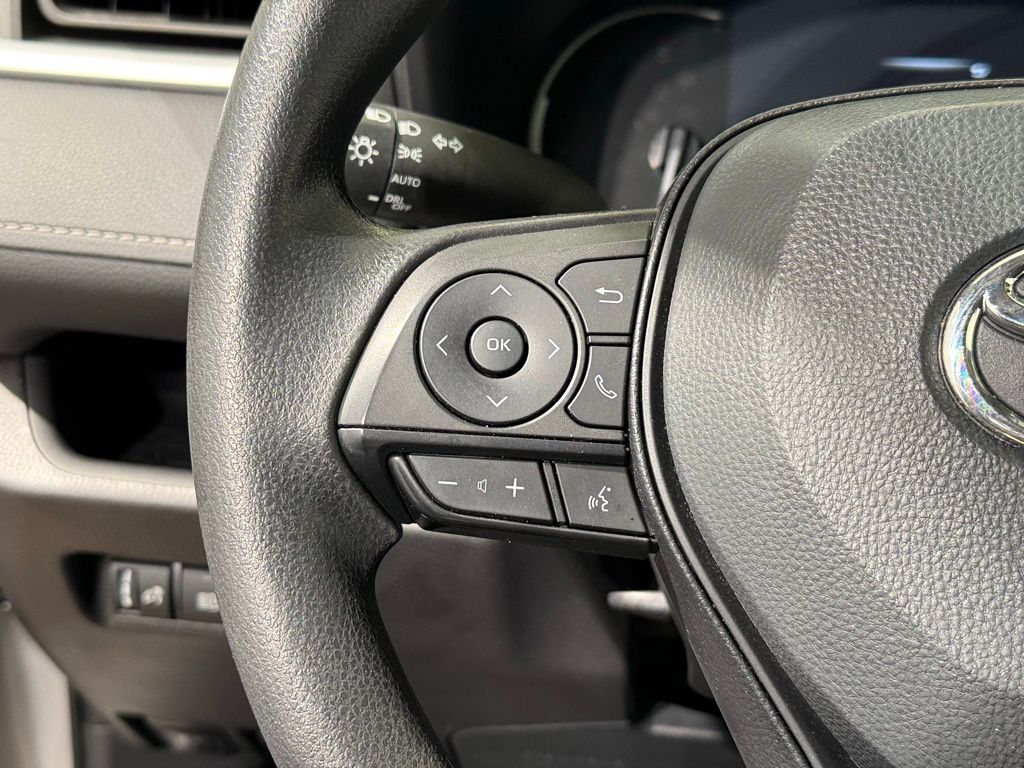 Thumbnail: 2025 Toyota RAV4 - 23