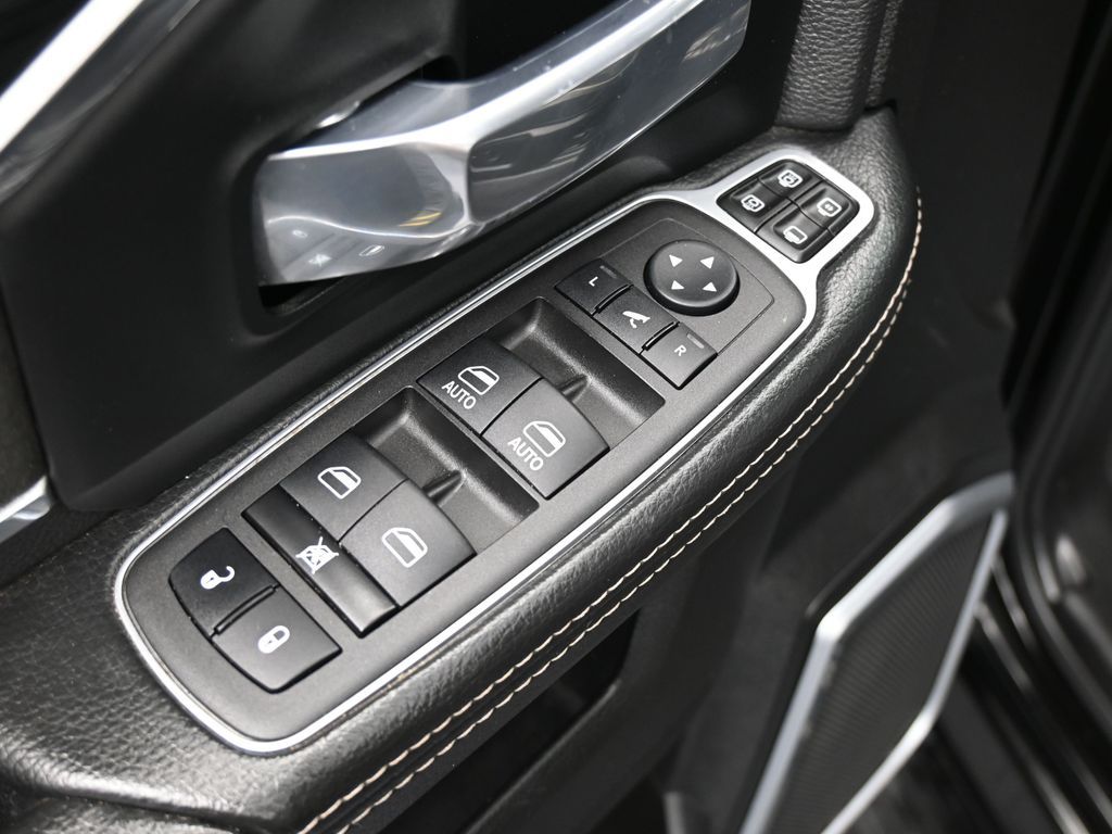 Used 2024 Diamond Black Crystal Pearlcoat Ram Laramie image 18