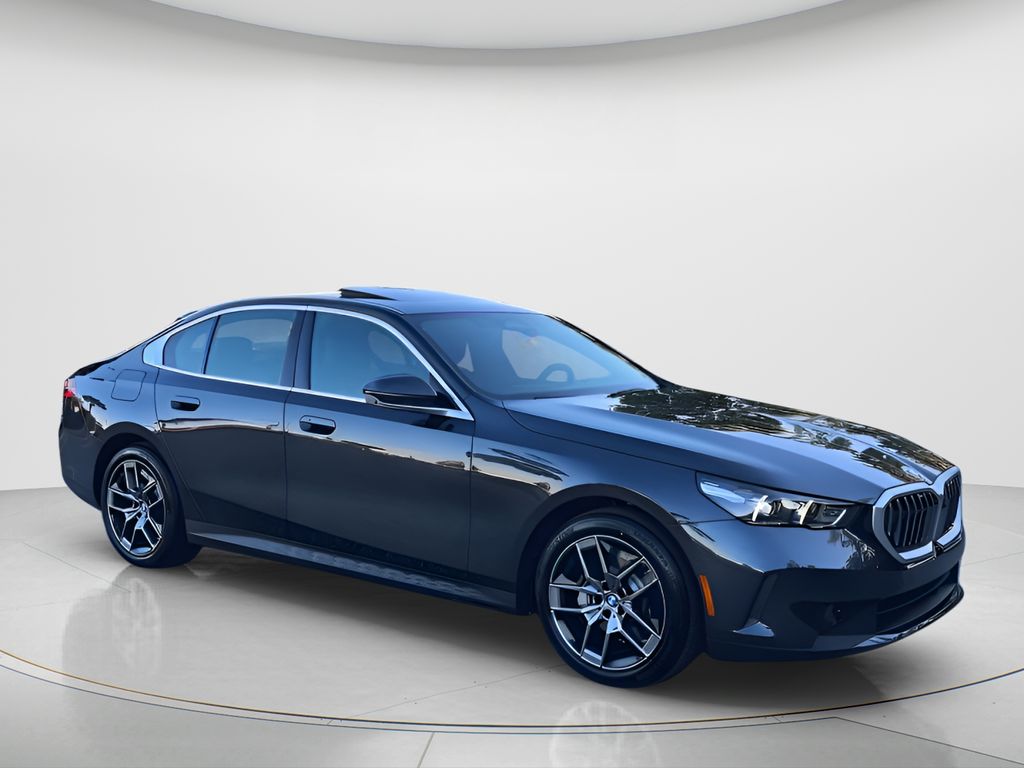 New 2026 Gray BMW 530i image 2