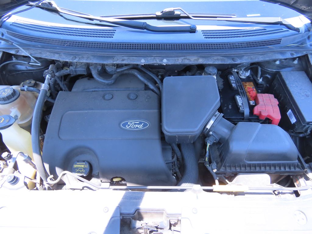 Thumbnail: 2011 Ford Edge - 13
