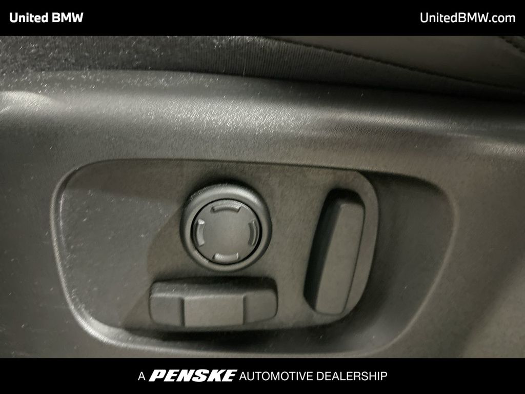 Thumbnail: 2021 Land Rover Range Rover Sport - 12