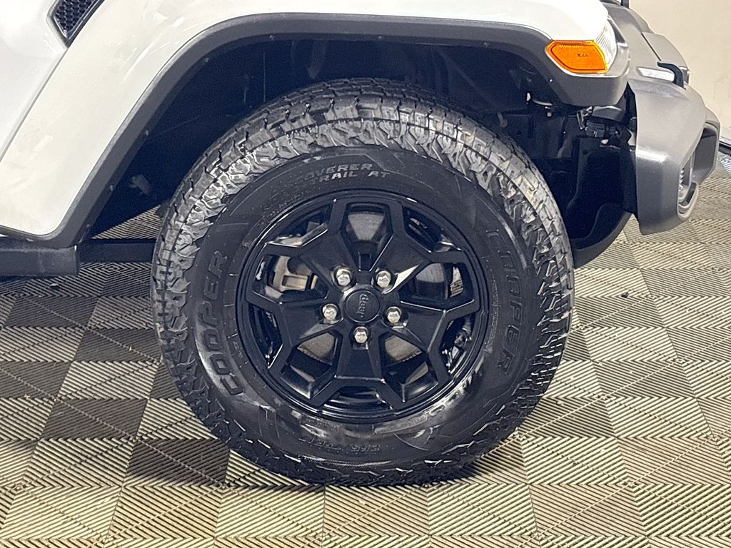 2021 Jeep Gladiator Willys