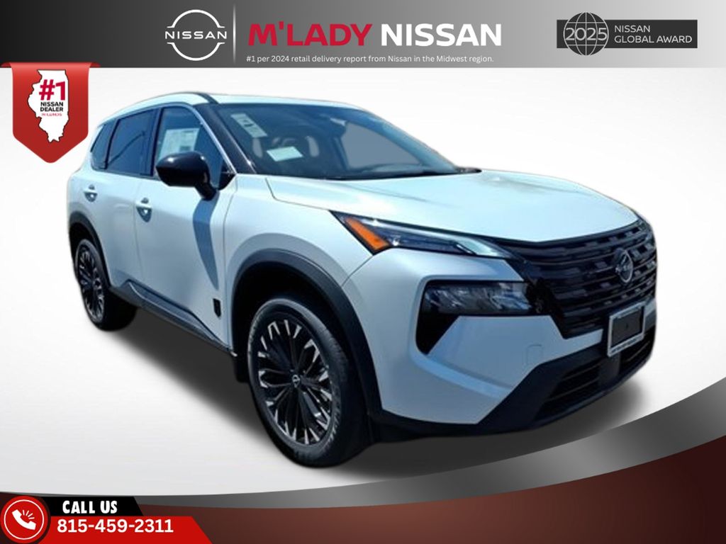 2026 Nissan Rogue Dark Armor AWD's photo
