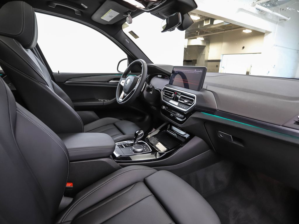 Thumbnail: 2024 BMW X3 - 30