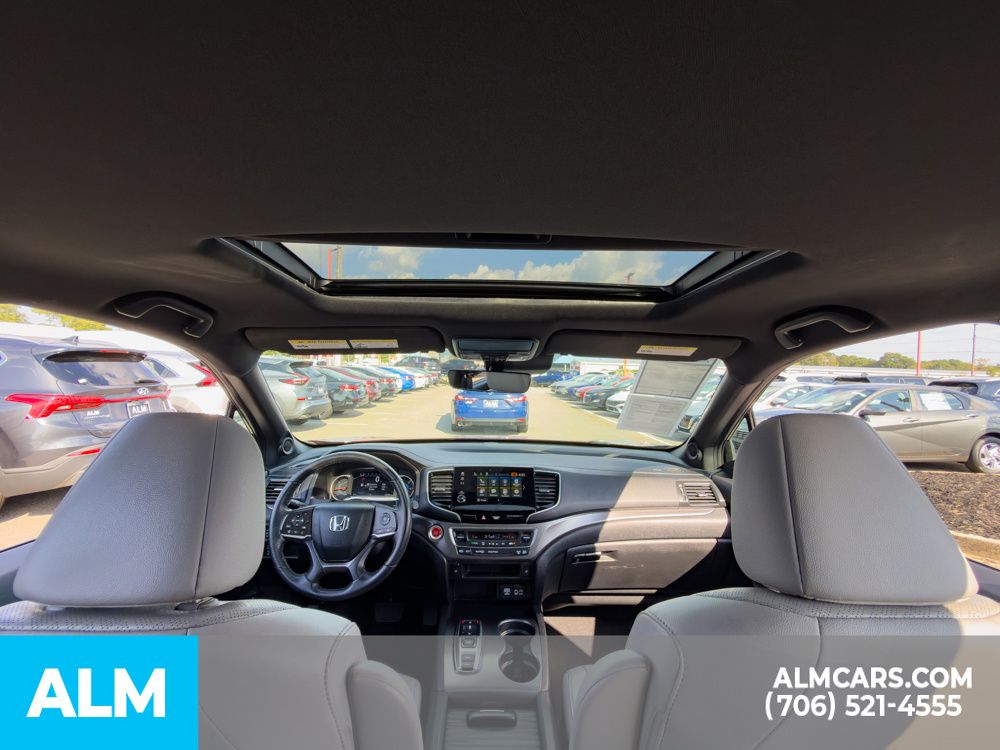 Used 2019 Red Honda EX-L image 16