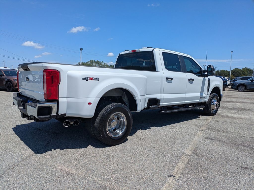 2025 Ford F-350 Super Duty XL