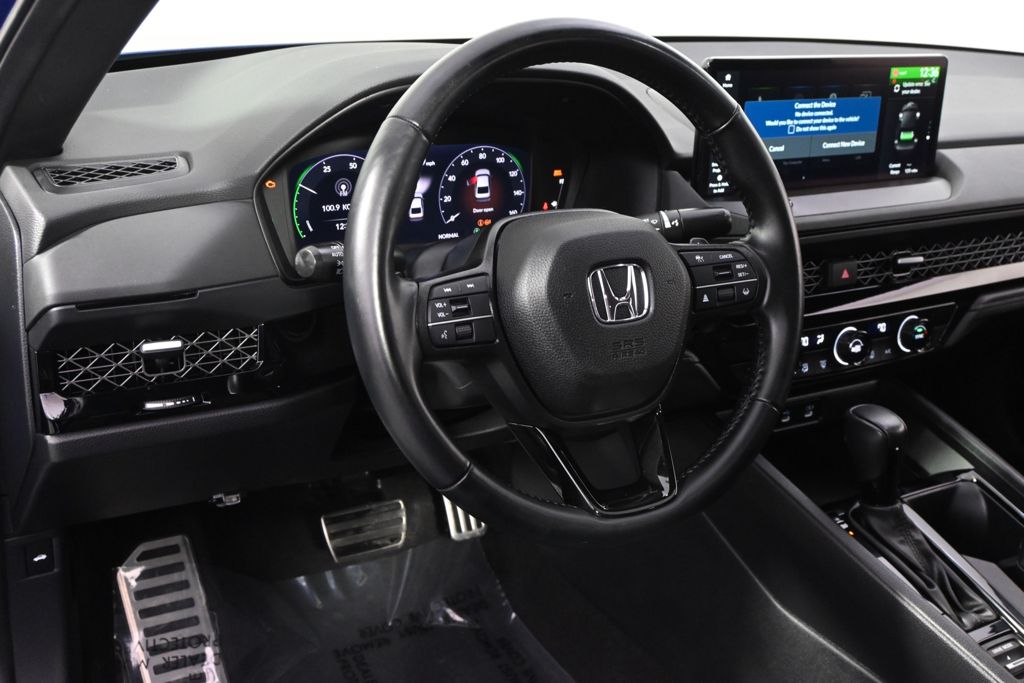 Used 2023  Honda Sport Hybrid image 11