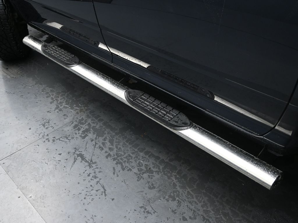 2018 Ram 1500 Big Horn Crew Cab 4x4 5'7" Box