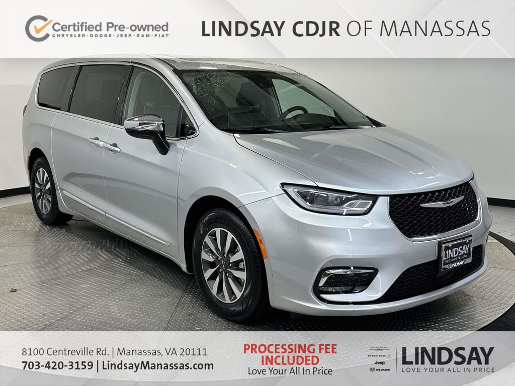 Silver Mist Clearcoat 2023 Chrysler Pacifica Hybrid Limited FWD Minivan Front-Wheel Drive Continuously Variable Transmission