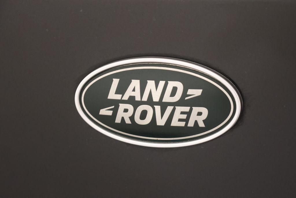 Thumbnail: 2022 Land Rover Range Rover Sport - 10
