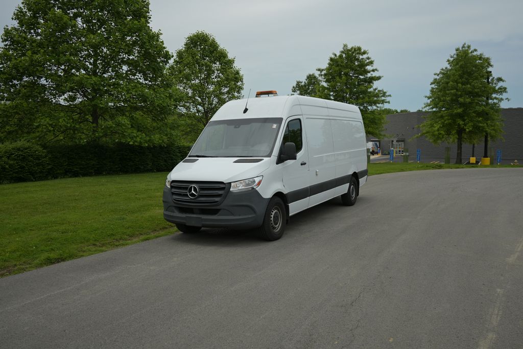 Arctic White 2021 Mercedes-Benz Sprinter Cargo 2500 170 V6 High Roof RWD Van 4X2 7-Speed Automatic