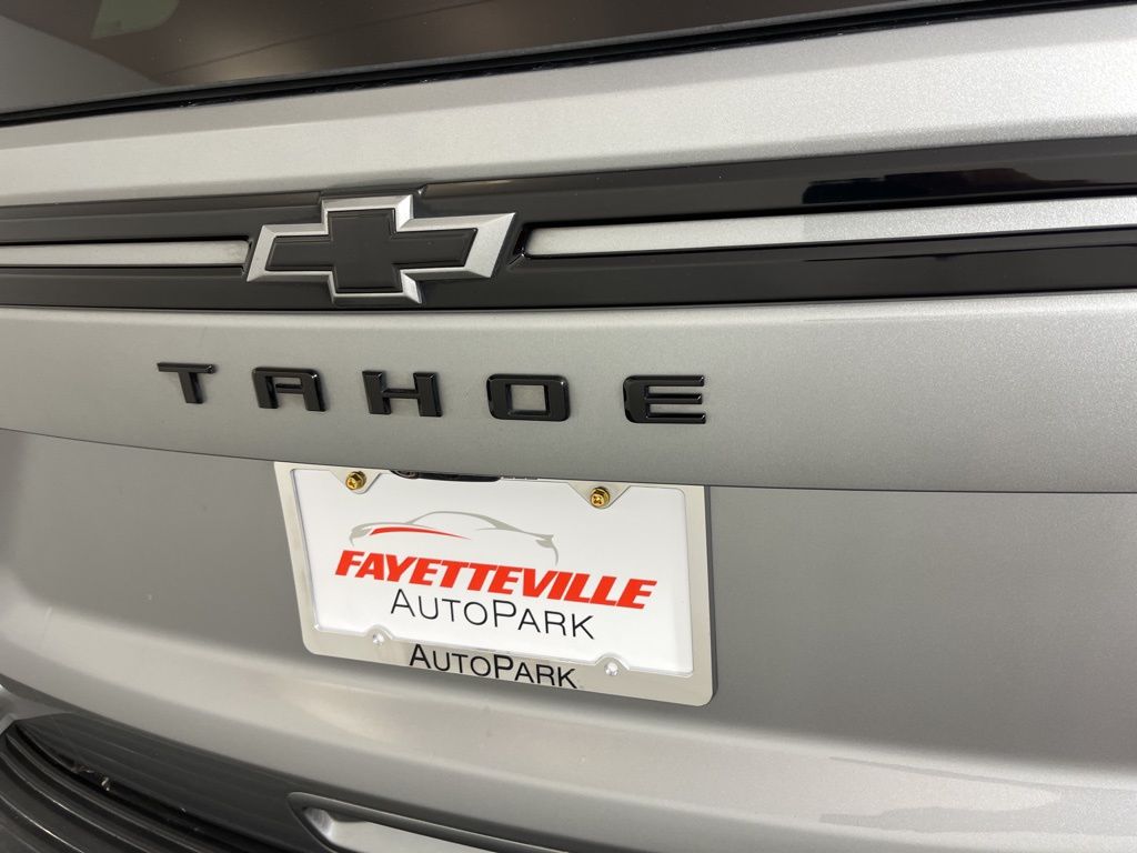 Thumbnail: 2023 Chevrolet Tahoe - 21