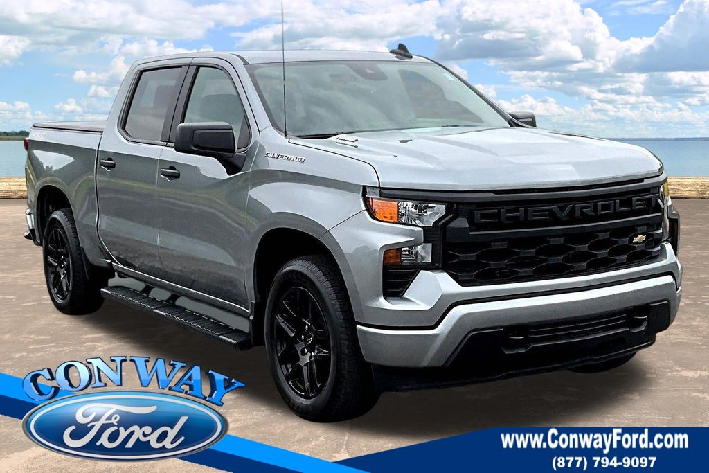 Sterling Gray Metallic 2026 Chevrolet Silverado 1500 Pickup Truck Four-Wheel Drive 8-Speed Automatic