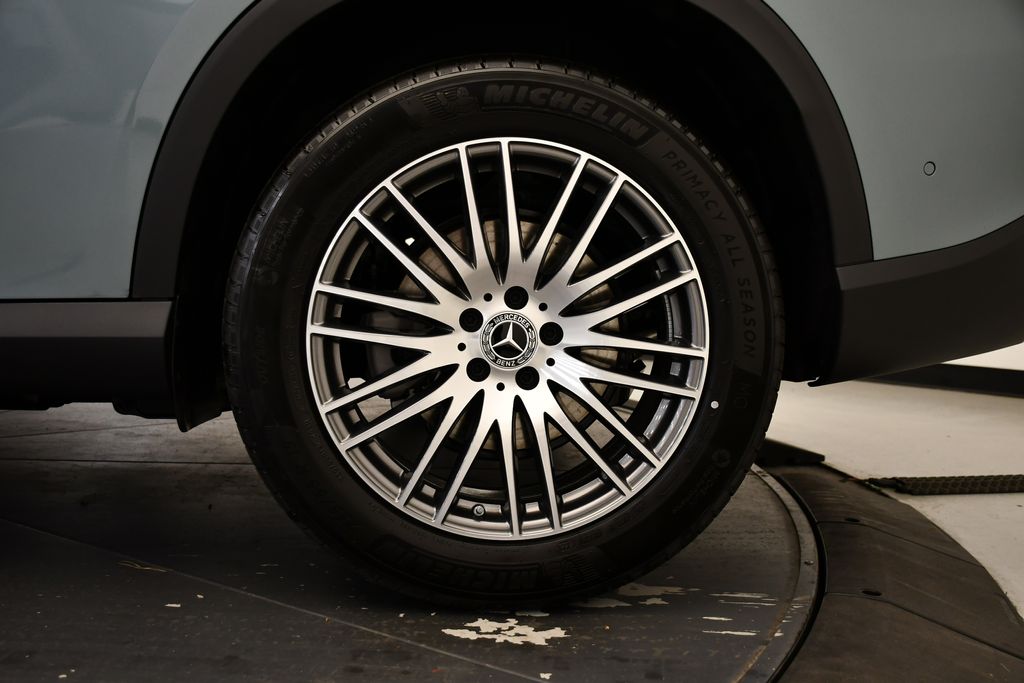 Thumbnail: 2026 Mercedes-Benz GLC - 14