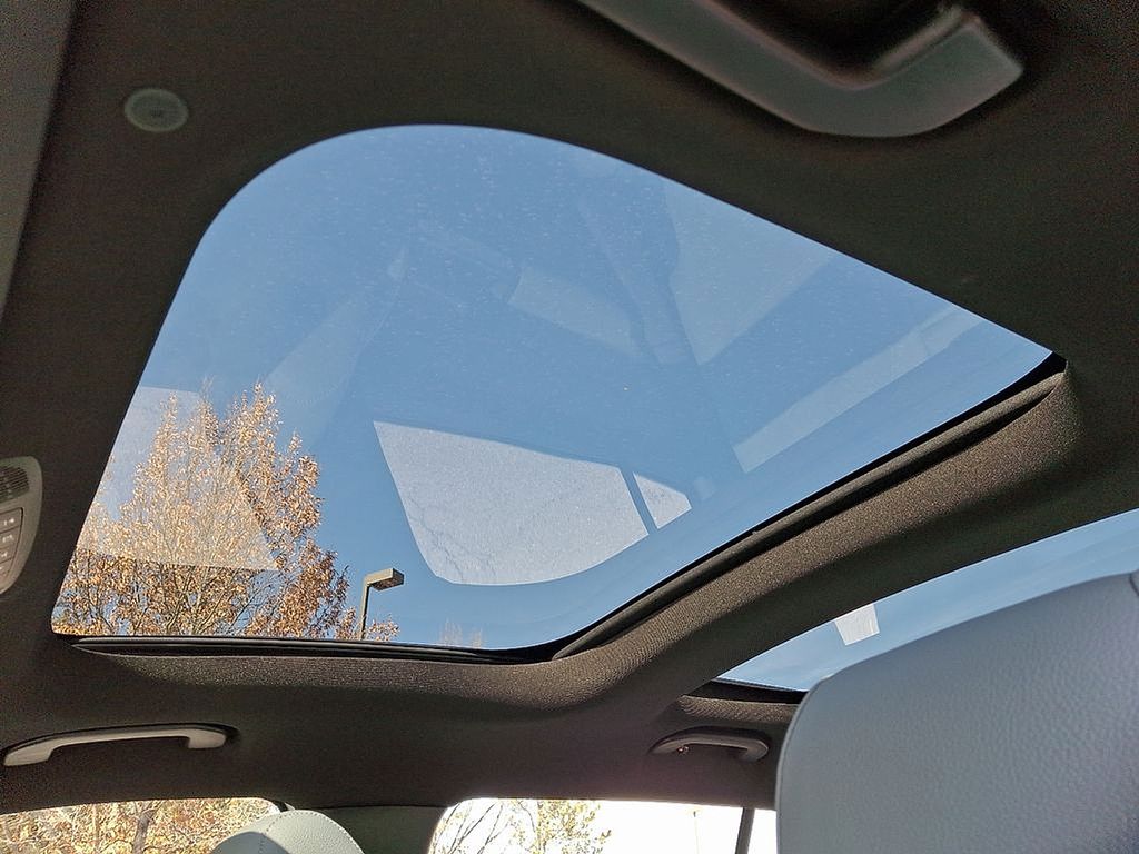 Thumbnail: 2025 Mercedes-Benz GLB - 13