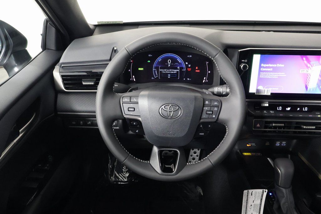 Thumbnail: 2025 Toyota Camry - 3