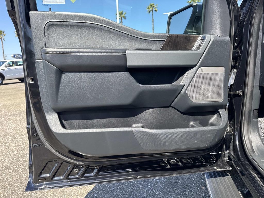 Used 2023 Ford F-150 Lariat 4D SuperCrew