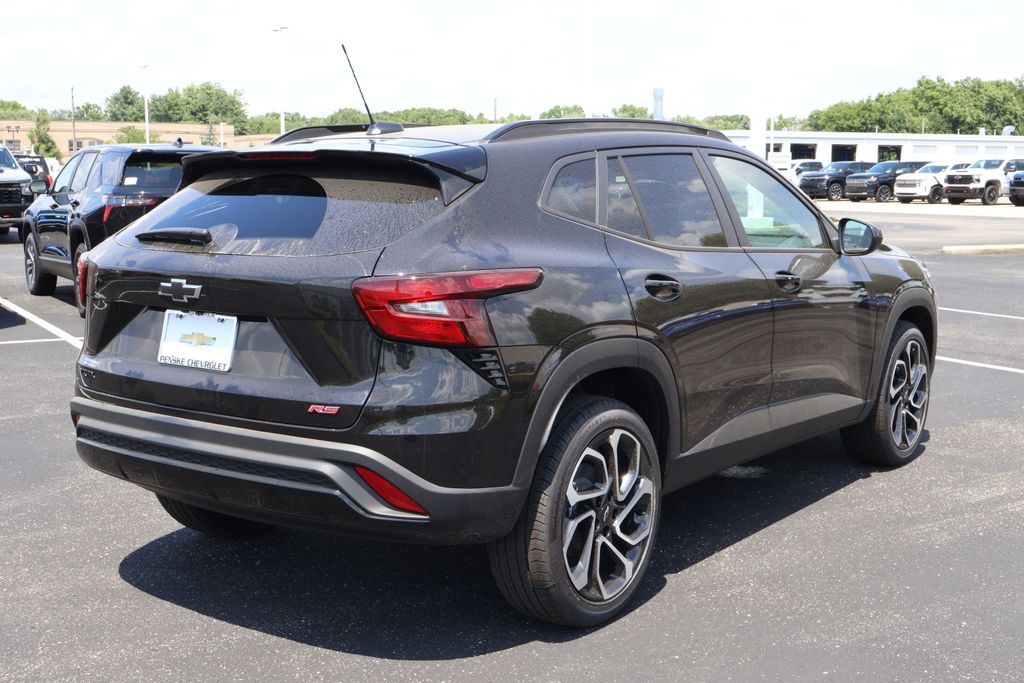 Thumbnail: 2025 Chevrolet Trax - 8