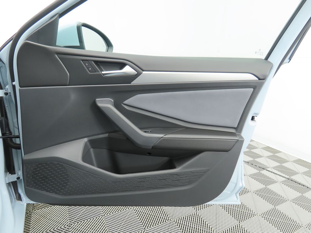 Thumbnail: 2026 Volkswagen Jetta - 25