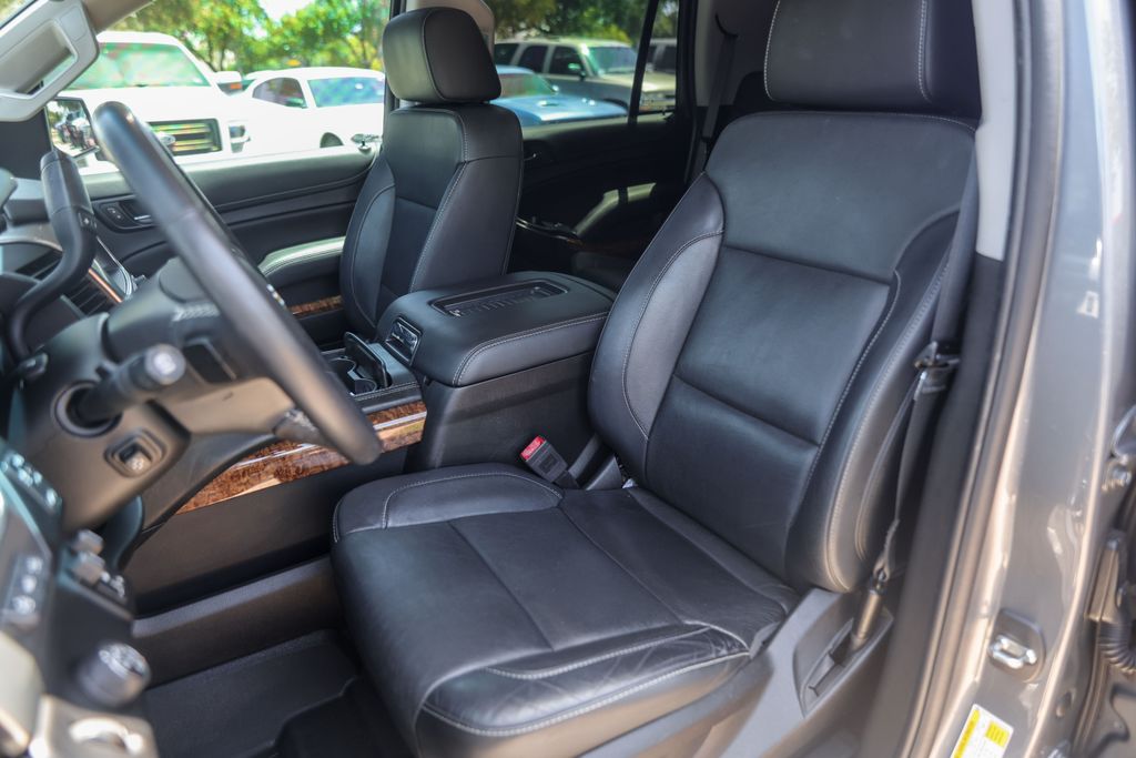 Used 2019 Gray Chevrolet Premier image 10