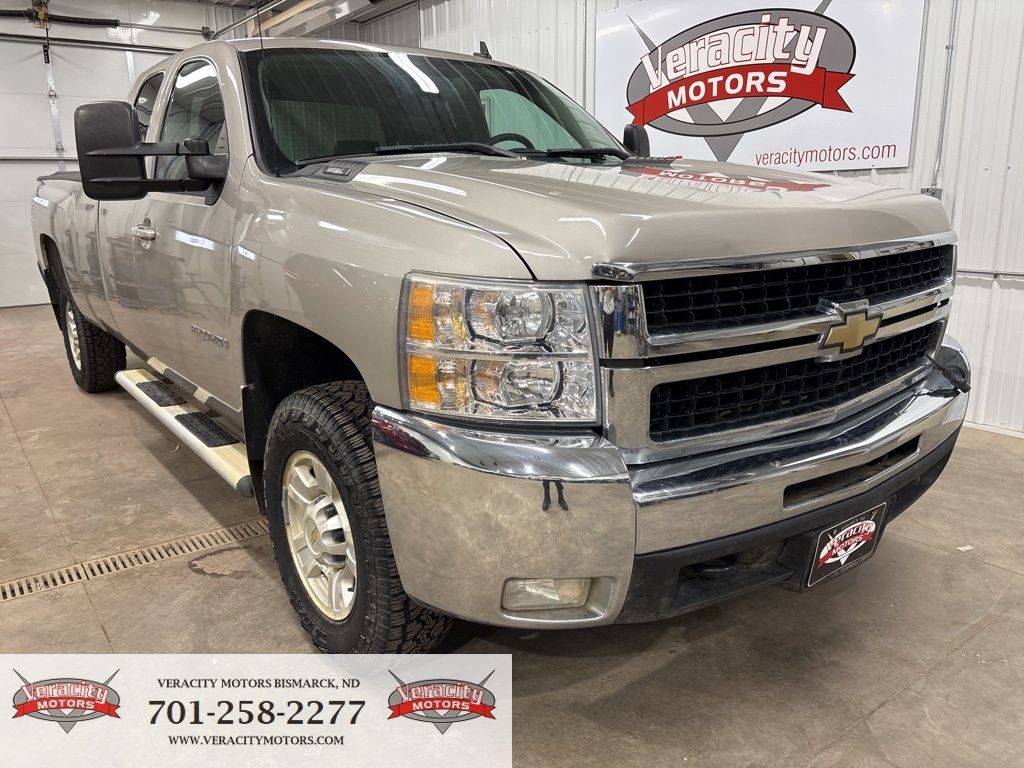 Silver Birch Metallic 2009 Chevrolet Silverado 2500HD LTZ Extended Cab 4WD Pickup Truck Four-Wheel Drive 6-Speed Automatic Overdrive
