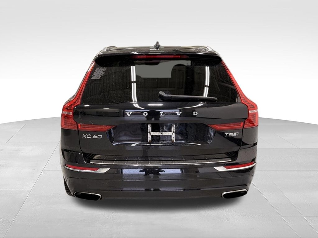 Thumbnail: 2018 Volvo XC60 - 4