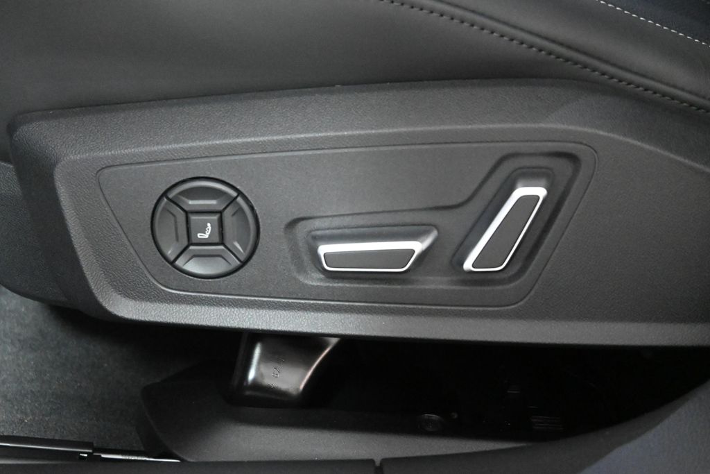 2025 Audi A6  27