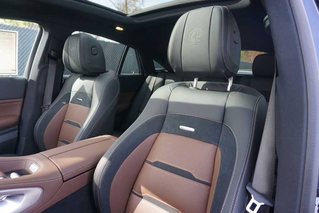 Thumbnail: 2026 Mercedes-Benz GLE - 11