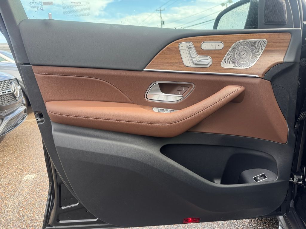 new 2026 Mercedes-Benz GLS car, priced at $102,000