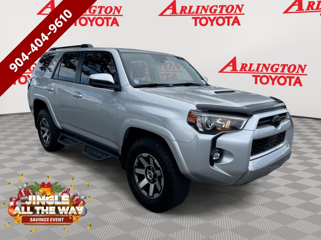 2022 Toyota 4Runner TRD Off-Road's photo