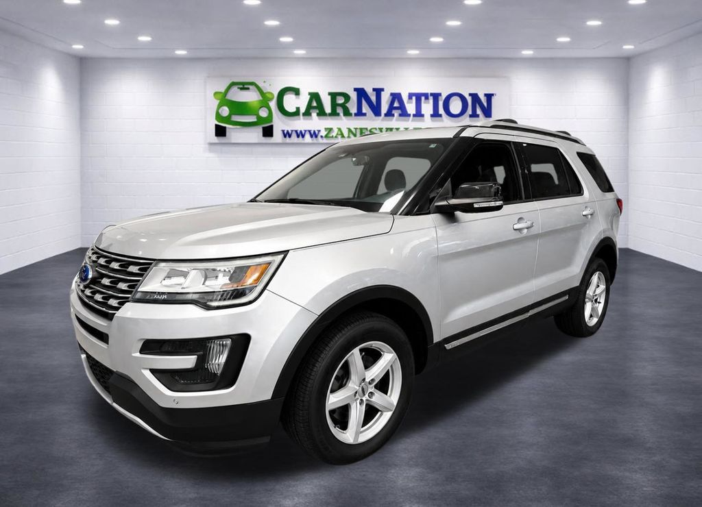 2016 Ford Explorer XLT 4WD's photo