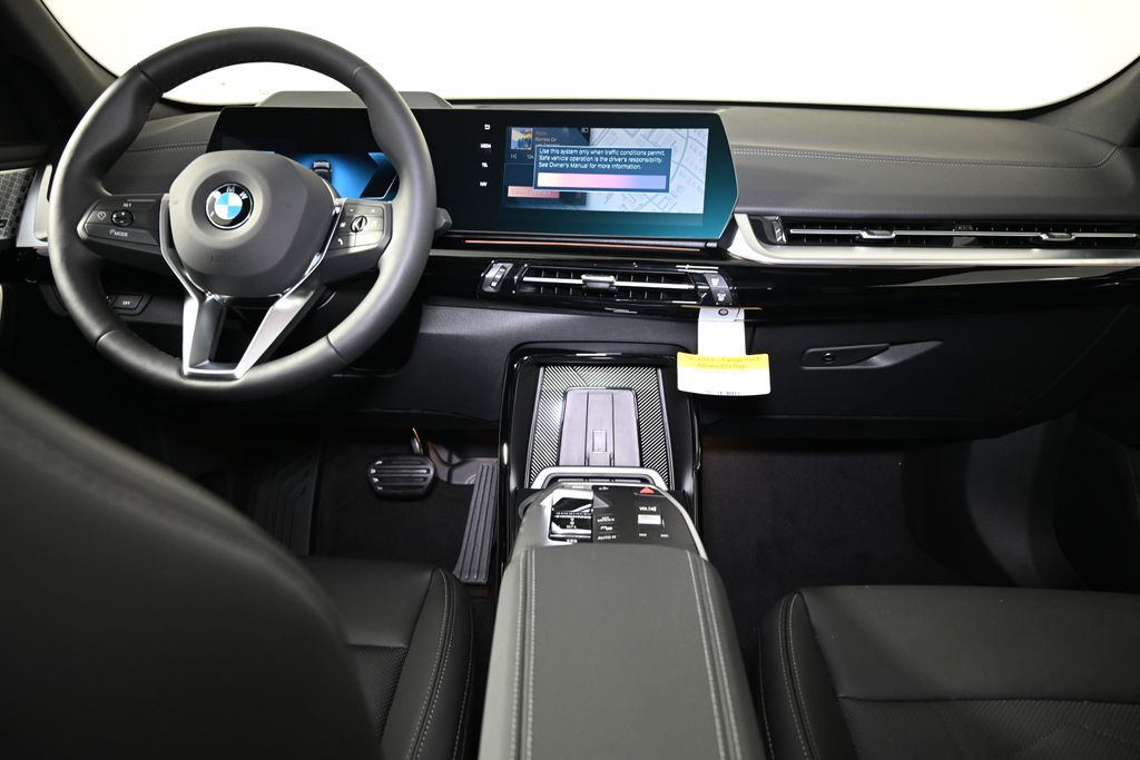 Thumbnail: 2025 BMW X2 - 16