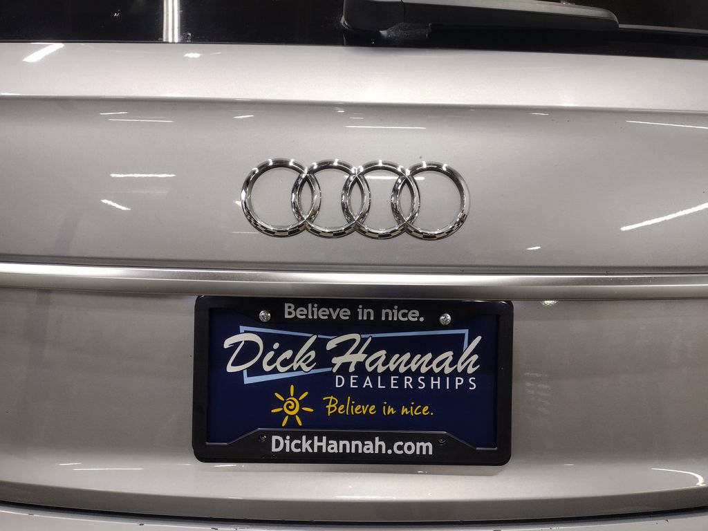 2022 Audi Q5 45 S line Premium