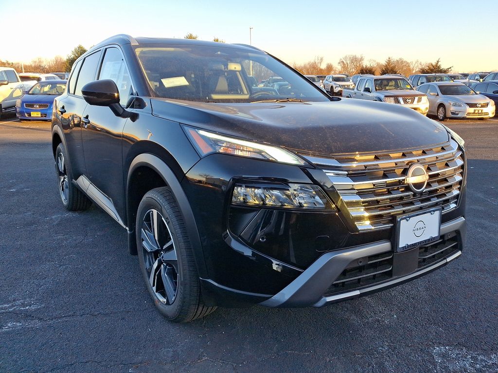 2025 Nissan Rogue SL 2