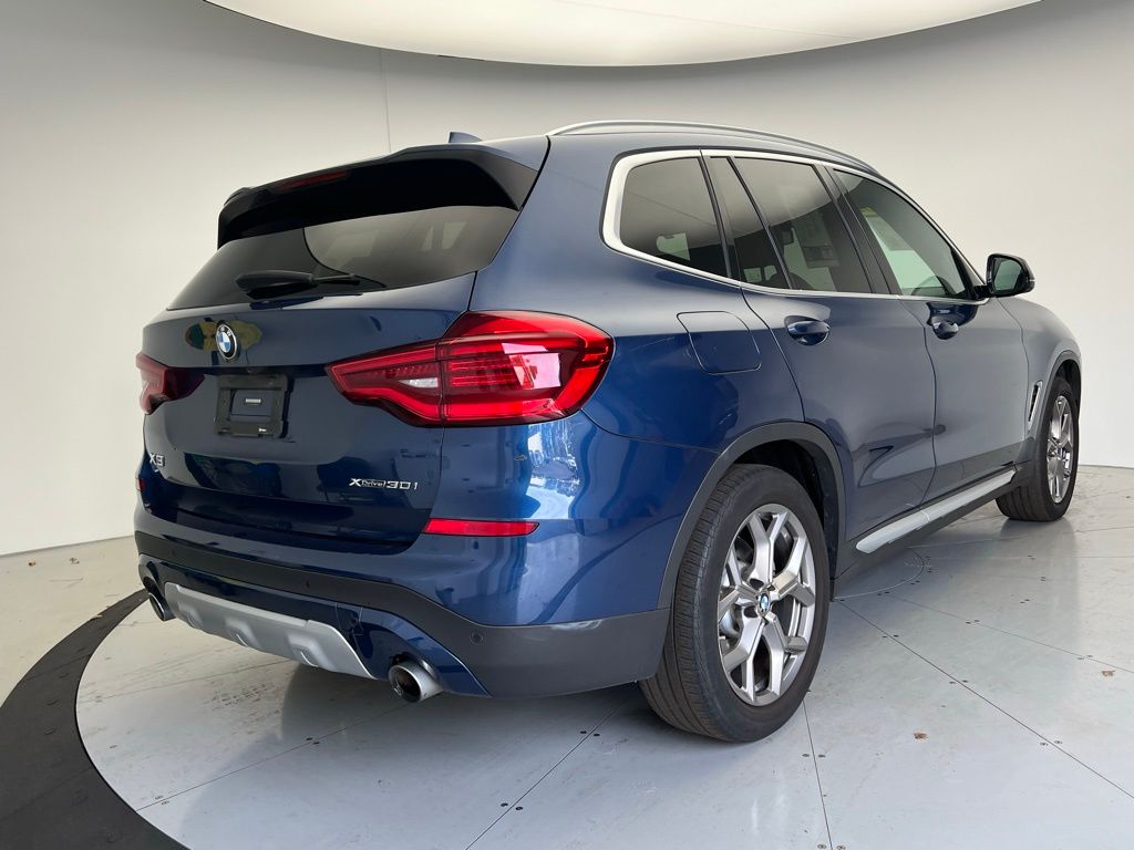 Thumbnail: 2021 BMW X3 - 3