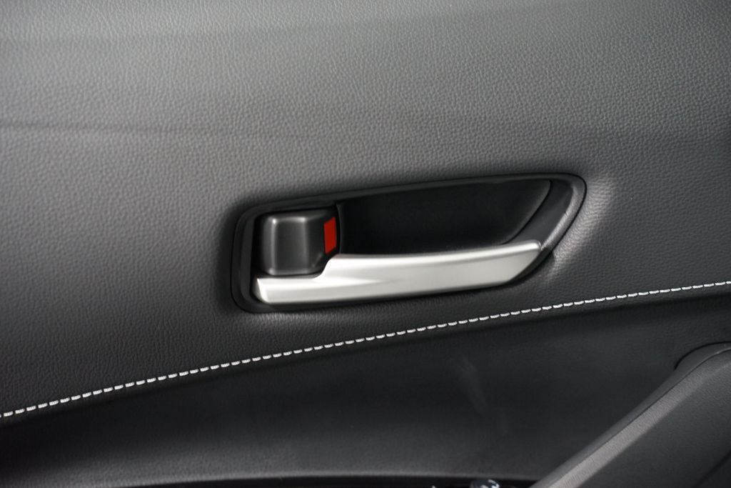 Thumbnail: 2026 Toyota Corolla - 32