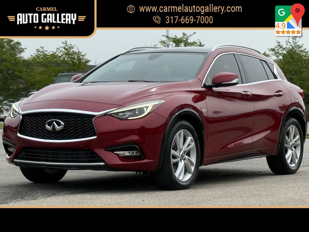 2017 INFINITI QX30 Premium FWD