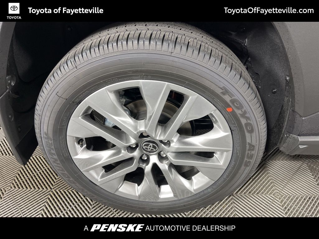 Thumbnail: 2025 Toyota RAV4 - 17